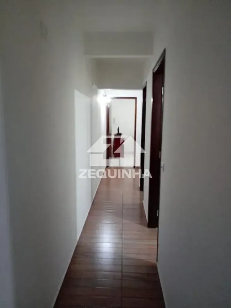 Casa, 3 quartos, 179 m² - Foto 1