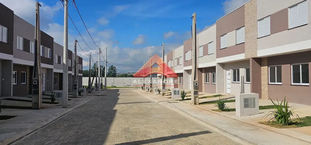 Casa, 2 quartos, 62 m² - Foto 1