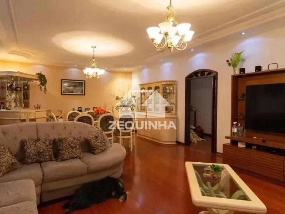Casa, 5 quartos, 351 m² - Foto 1