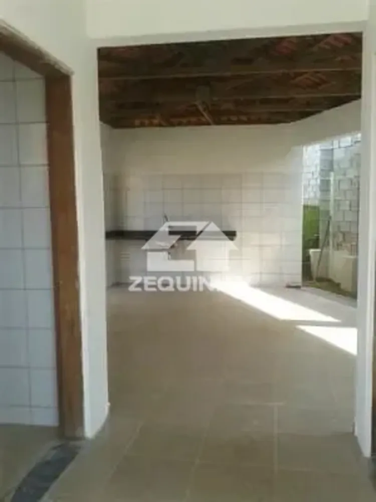 Casa, 3 quartos, 70 m² - Foto 2