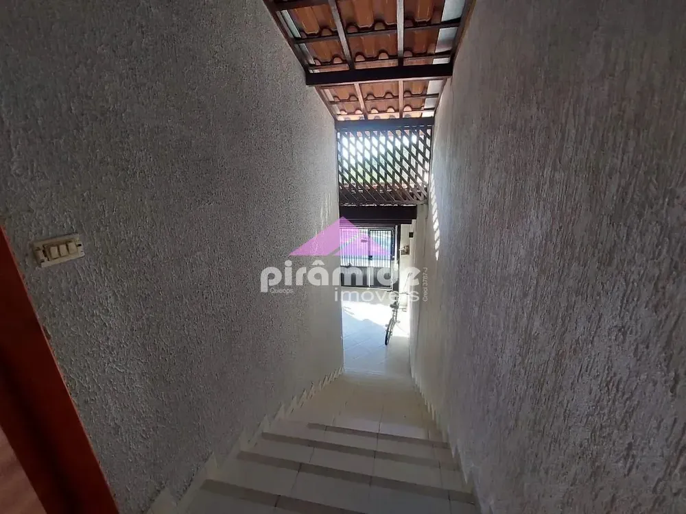 Casa, 3 quartos, 192 m² - Foto 6