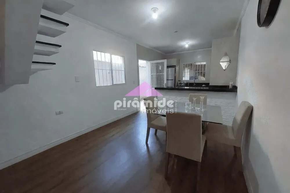 Casa, 3 quartos, 192 m² - Foto 1