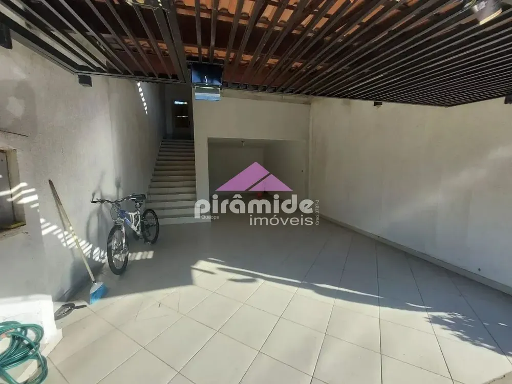 Casa, 3 quartos, 192 m² - Foto 3