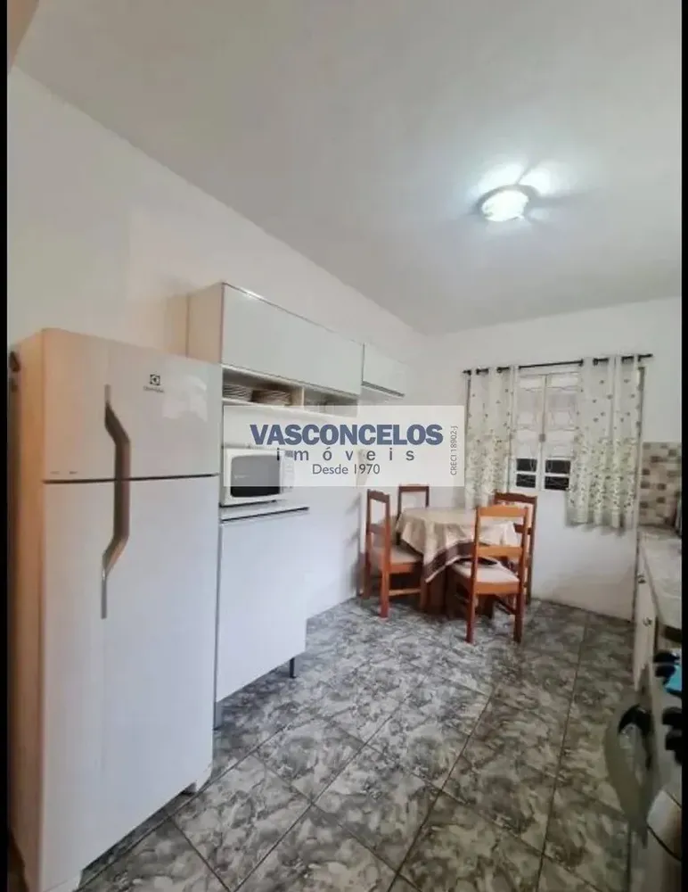 Casa, 7 quartos, 249 m² - Foto 1