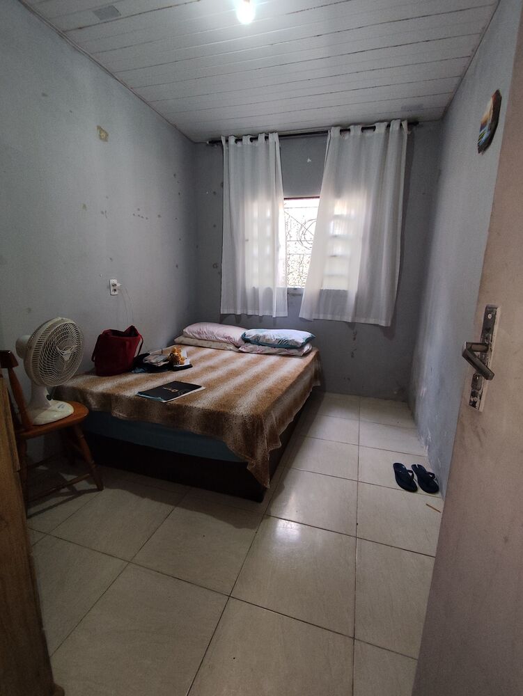 Casa à venda com 2 quartos, 75m² - Foto 1