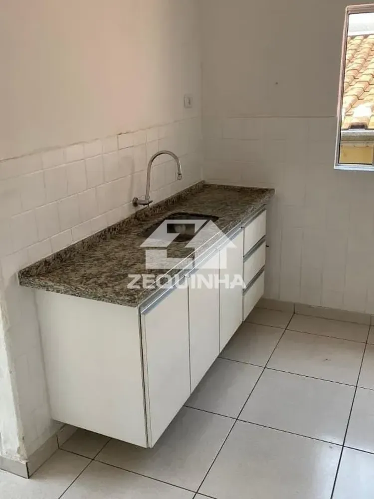 Casa, 4 quartos, 180 m² - Foto 1