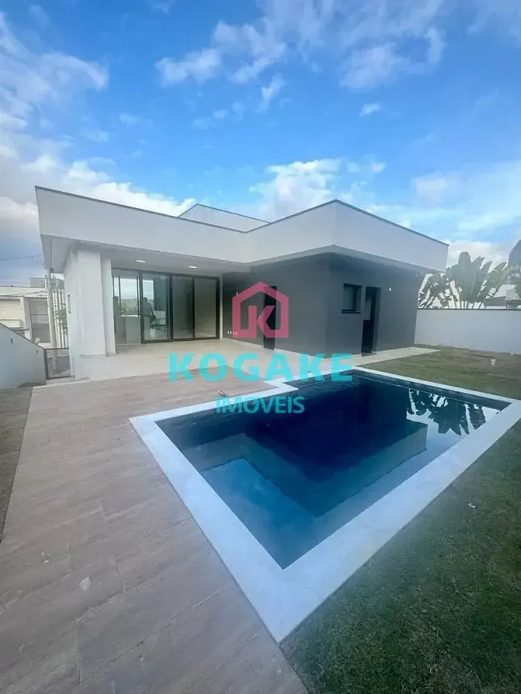 Casa, 4 quartos, 220 m² - Foto 1