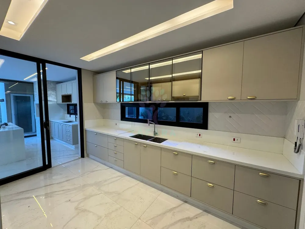 Sobrado, 6 quartos, 390 m² - Foto 4