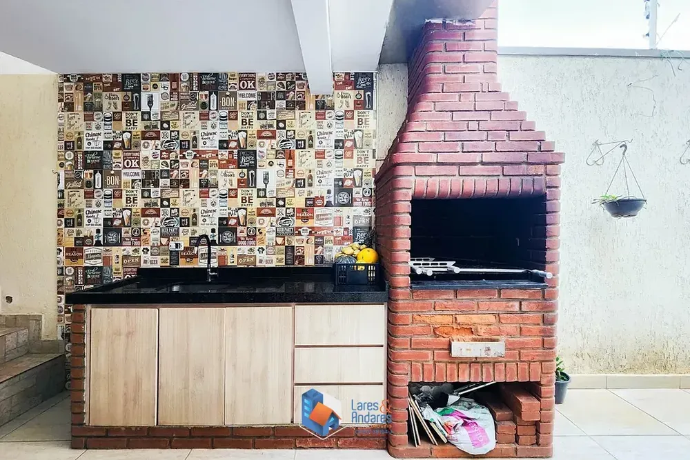 Casa, 5 quartos, 245 m² - Foto 1