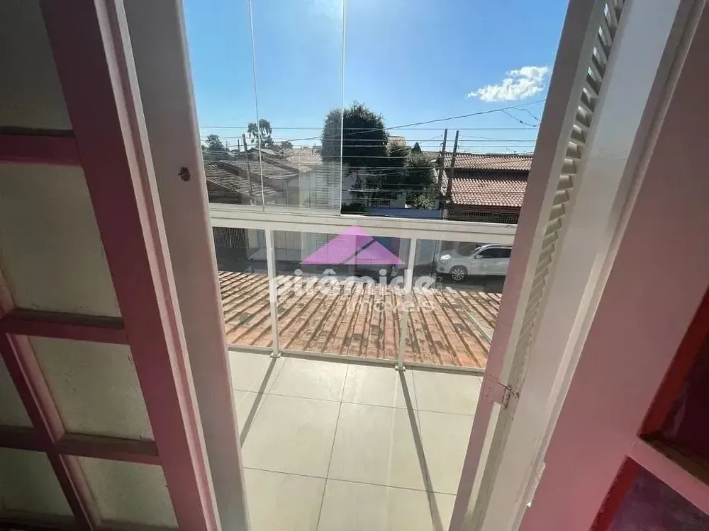 Casa, 3 quartos, 129 m² - Foto 1