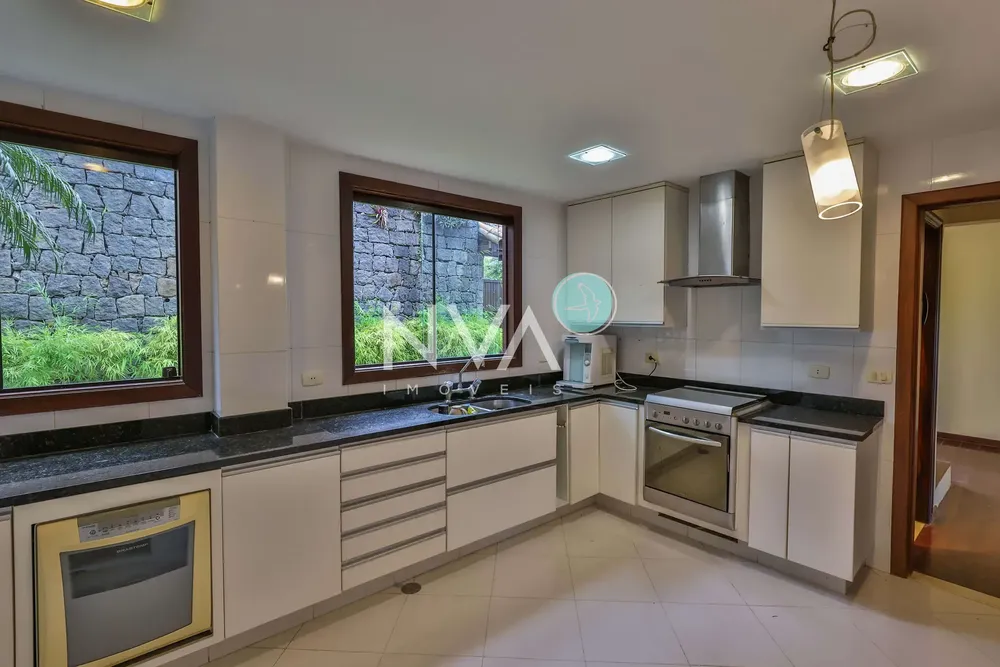 Casa, 5 quartos, 330 m² - Foto 30