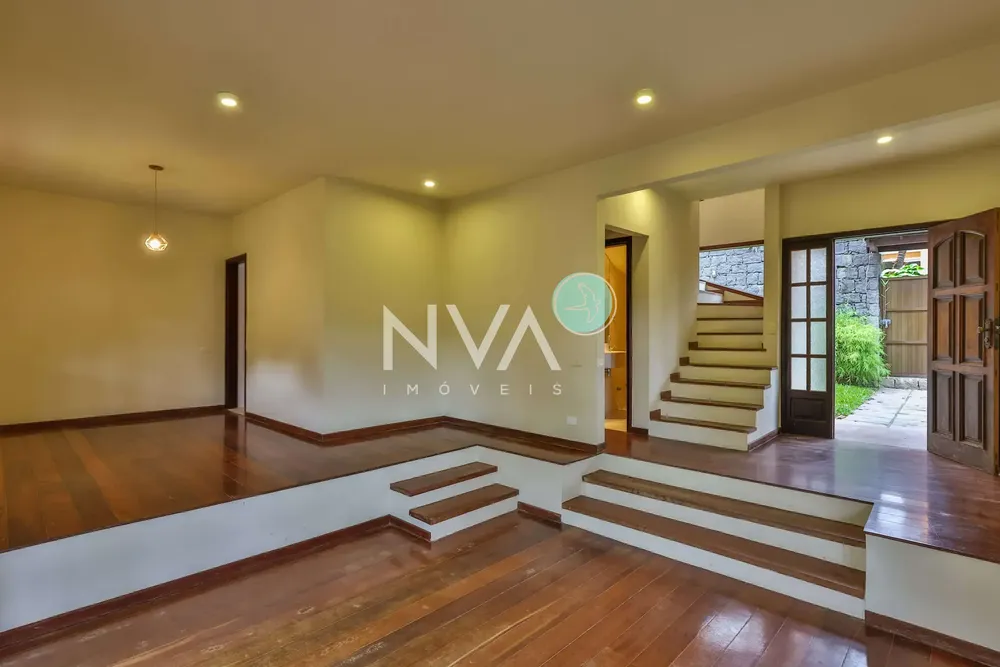 Casa, 5 quartos, 330 m² - Foto 23