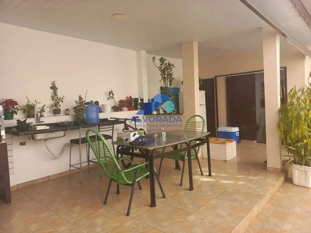 Sobrado, 9 quartos, 312 m² - Foto 3