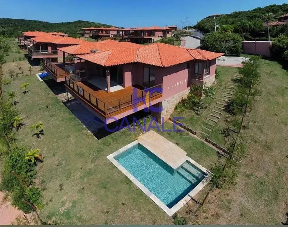Casa, 4 quartos, 294 m² - Foto 1