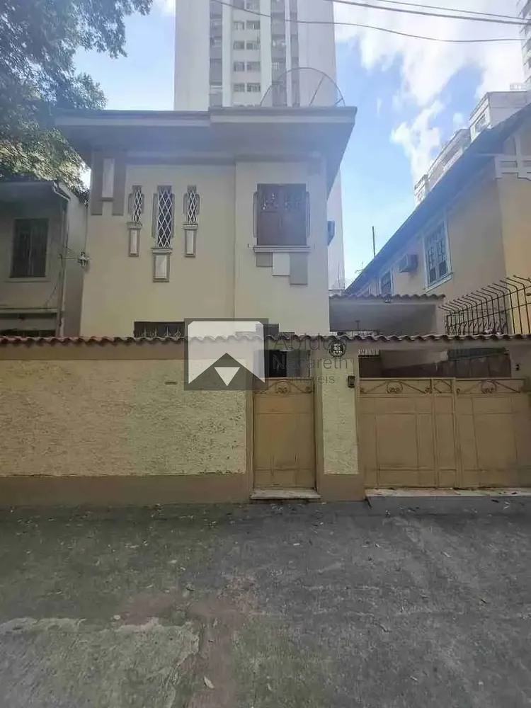 Casa, 4 quartos, 180 m² - Foto 1