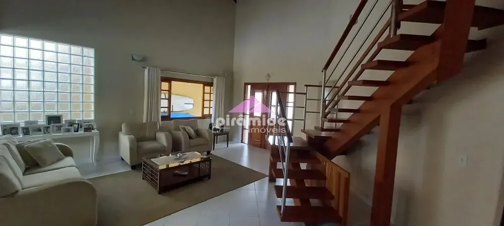 Casa, 6 quartos, 277 m² - Foto 1