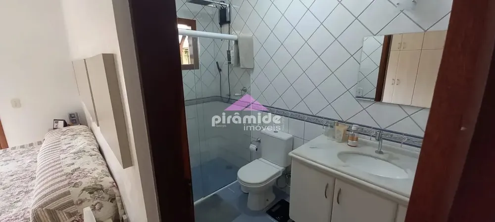 Casa, 6 quartos, 277 m² - Foto 4