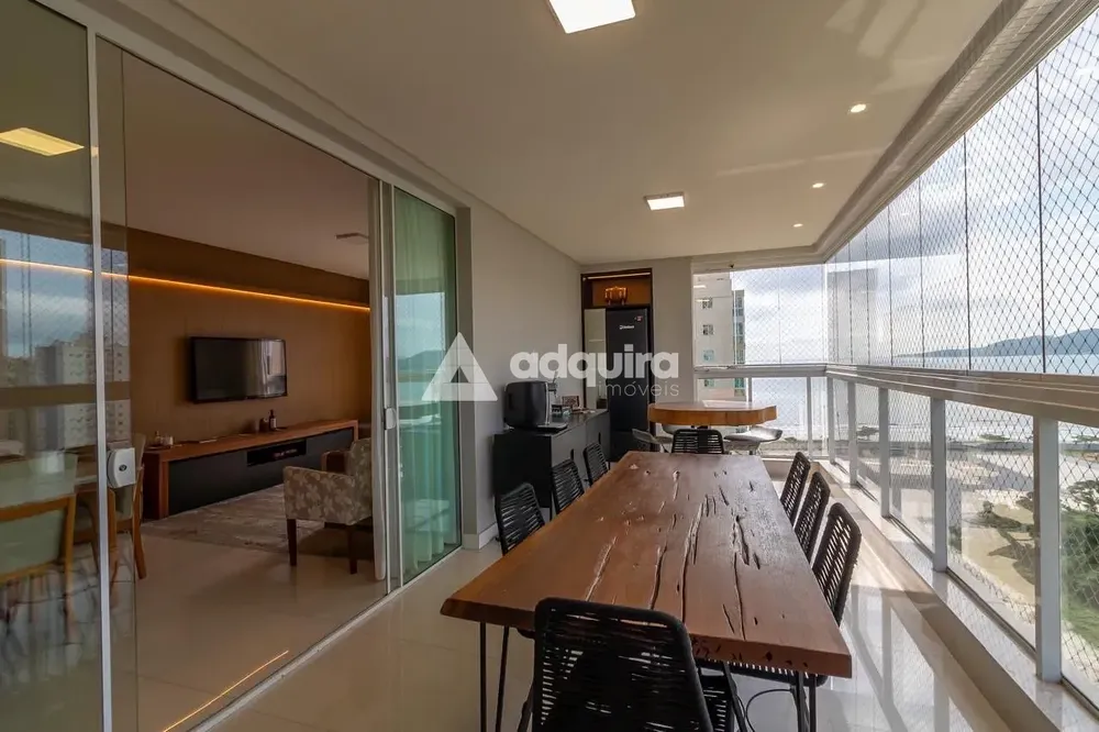 Apartamento, 3 quartos, 142 m² - Foto 2