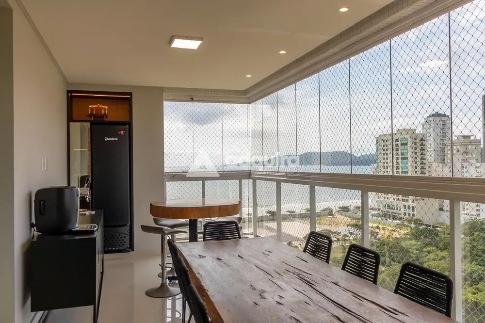 Apartamento, 3 quartos, 142 m² - Foto 1