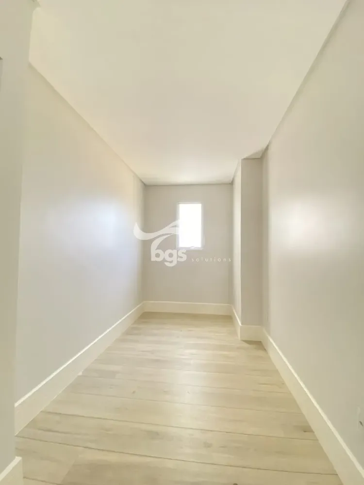 Apartamento, 4 quartos, 237 m² - Foto 1