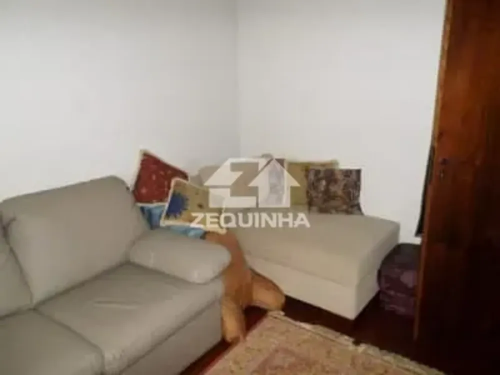Casa, 4 quartos, 225 m² - Foto 1