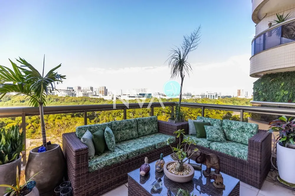 Apartamento, 3 quartos, 267 m² - Foto 1