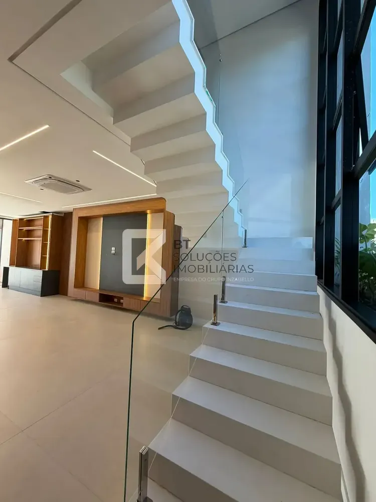 Sobrado, 4 quartos, 393 m² - Foto 4