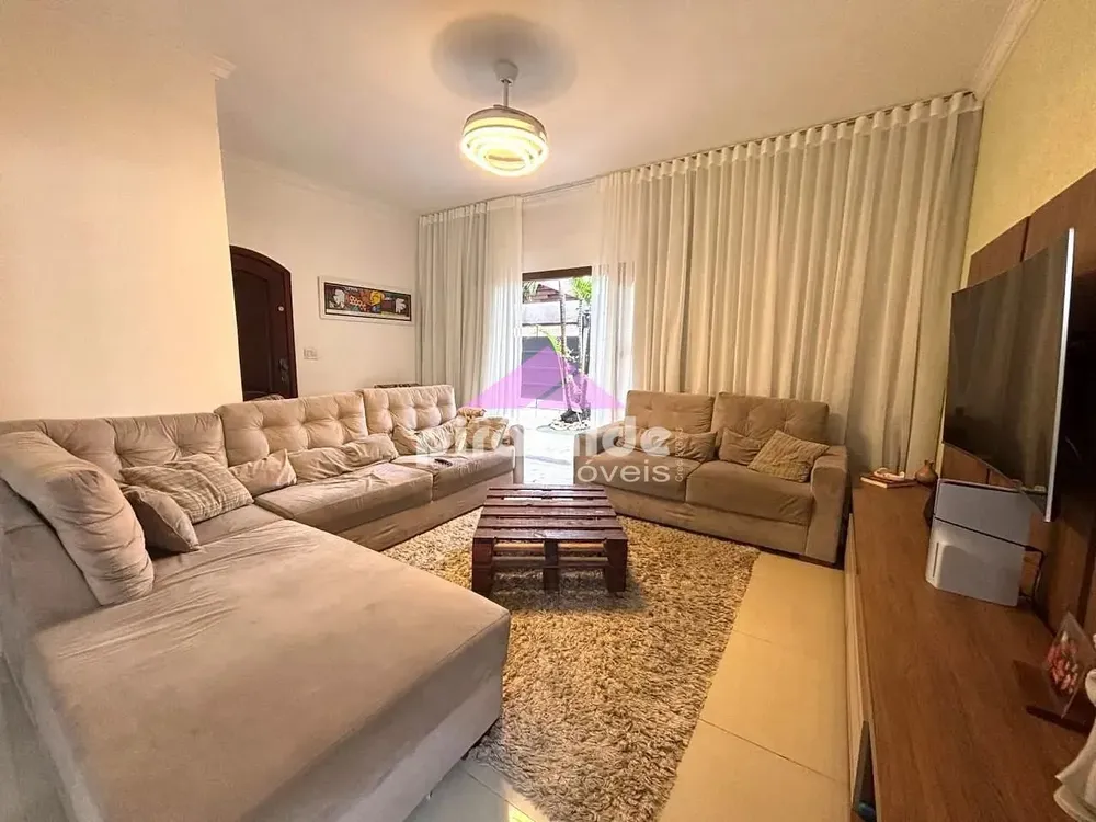 Casa, 3 quartos, 155 m² - Foto 1
