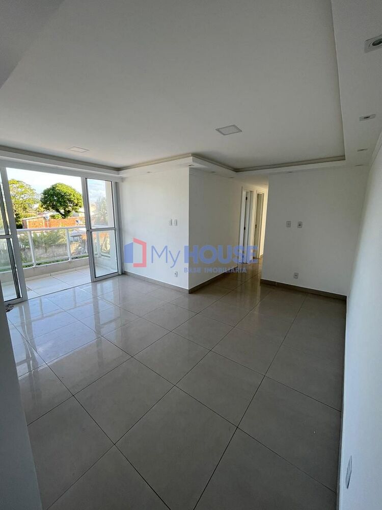 Apartamento à venda e aluguel com 3 quartos, 75m² - Foto 2