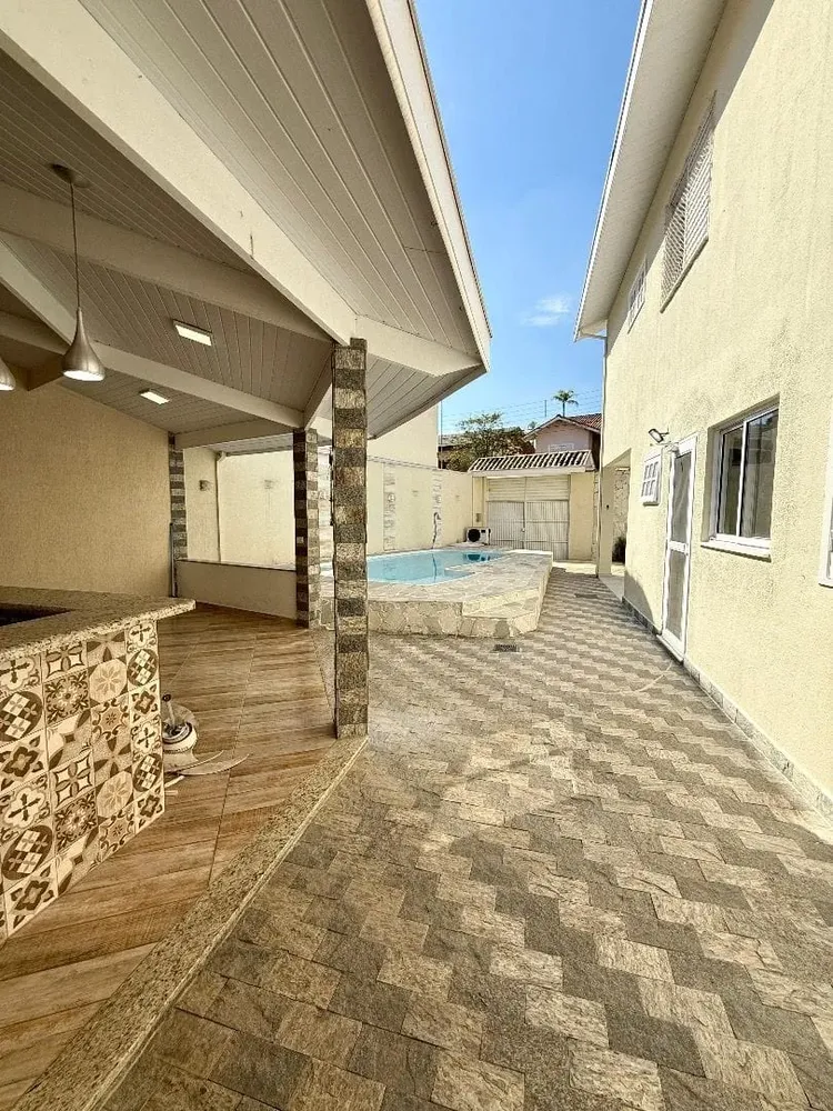 Casa, 4 quartos, 280 m² - Foto 3
