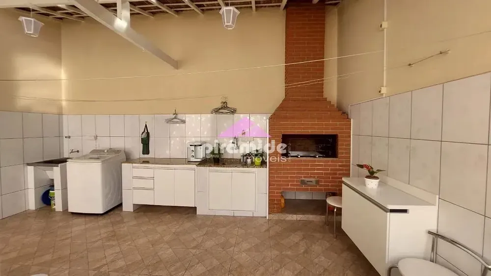 Casa, 3 quartos, 204 m² - Foto 7