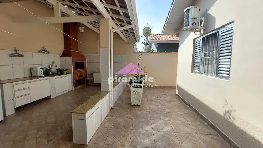 Casa, 3 quartos, 204 m² - Foto 4