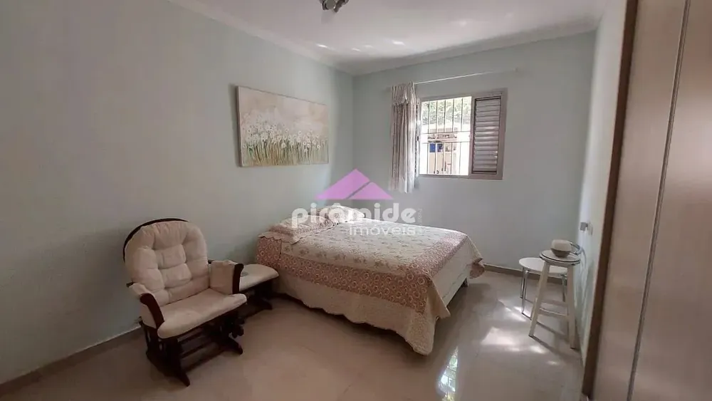 Casa, 3 quartos, 204 m² - Foto 8