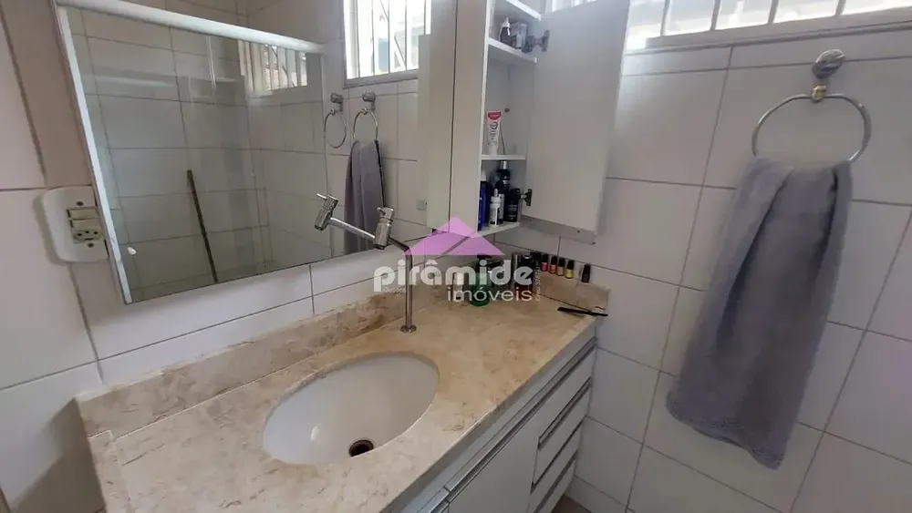 Casa, 3 quartos, 204 m² - Foto 6
