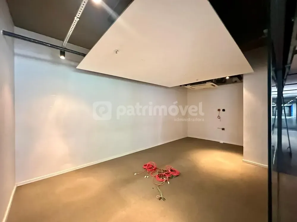 Sala-Conjunto, 716 m² - Foto 19