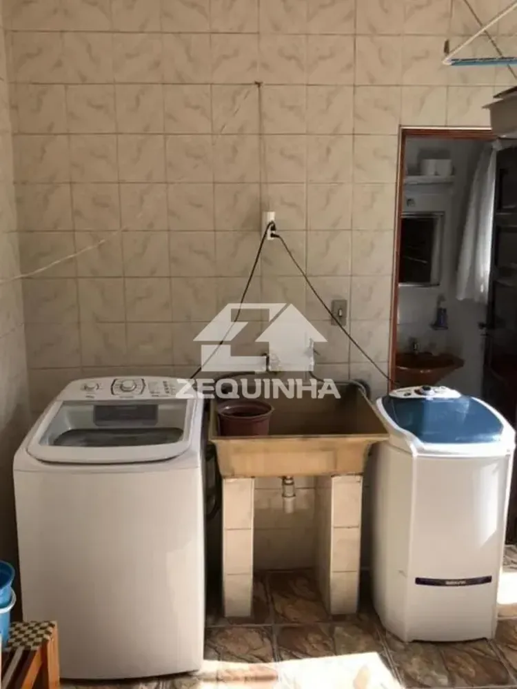 Casa, 3 quartos, 182 m² - Foto 2