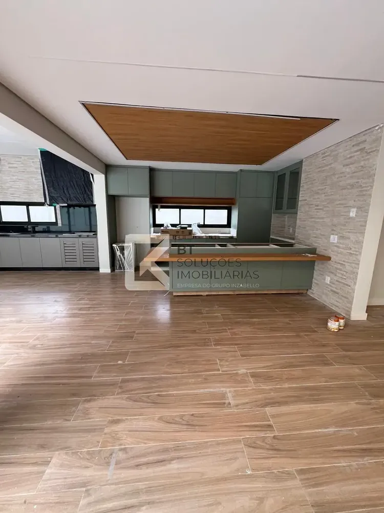 Casa, 4 quartos, 310 m² - Foto 1