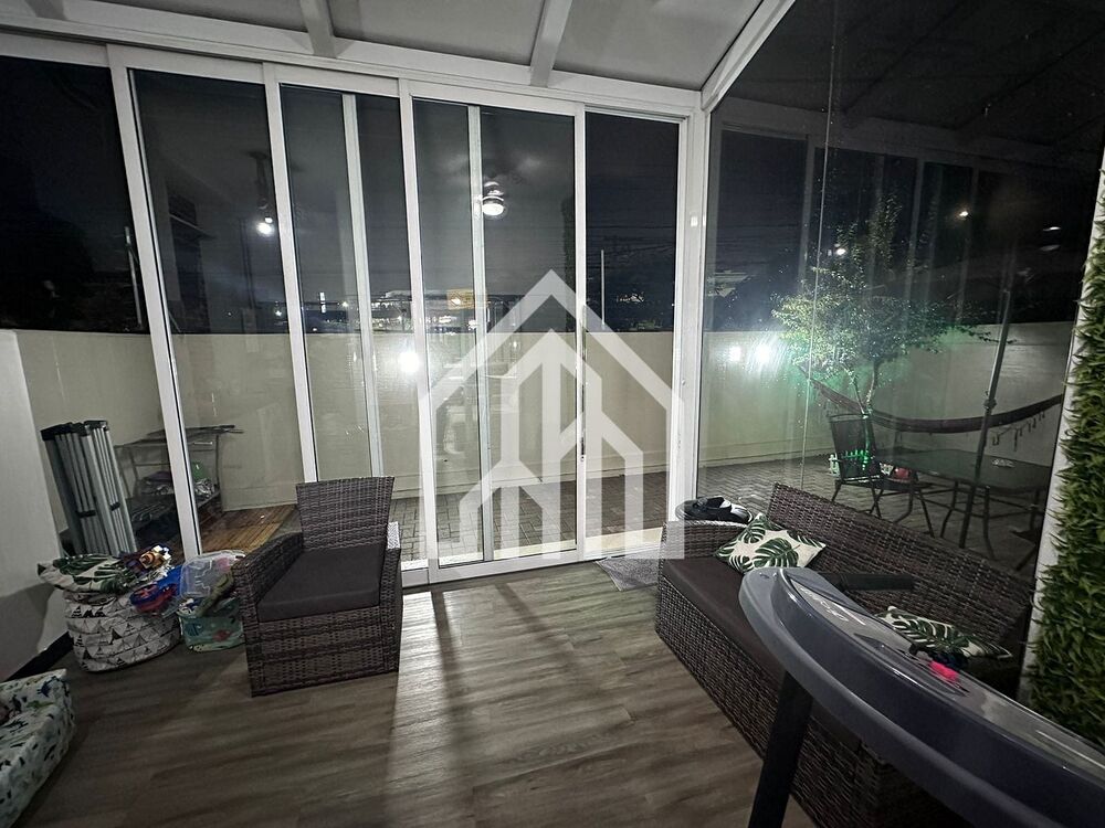 Apartamento à venda com 2 quartos, 98m² - Foto 1