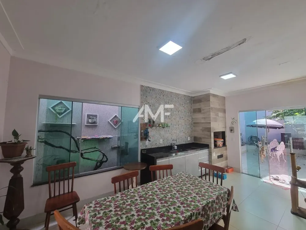 Casa, 2 quartos, 170 m² - Foto 2