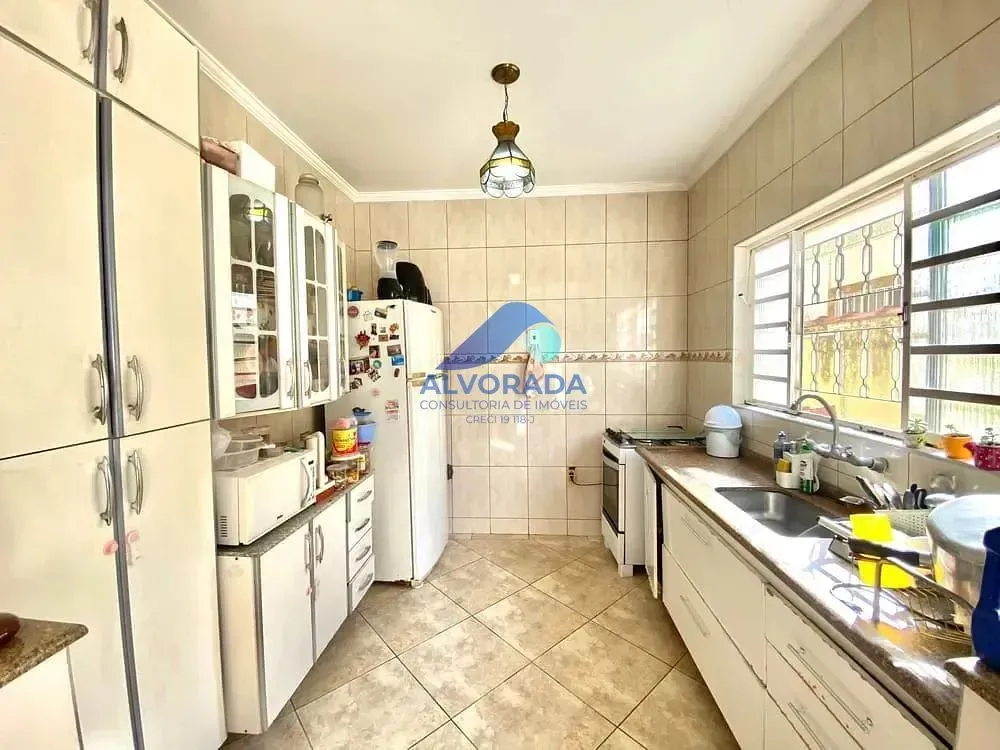 Casa, 4 quartos, 230 m² - Foto 4