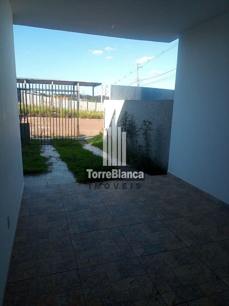 Casa à venda com 3 quartos, 85m² - Foto 3
