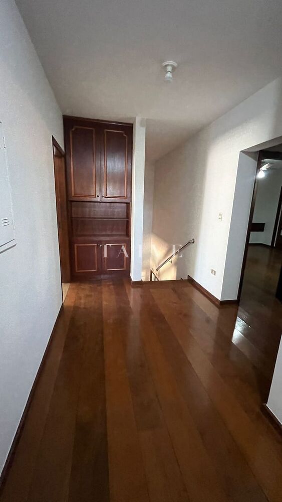 Casa à venda e aluguel com 1 quarto, 430m² - Foto 2