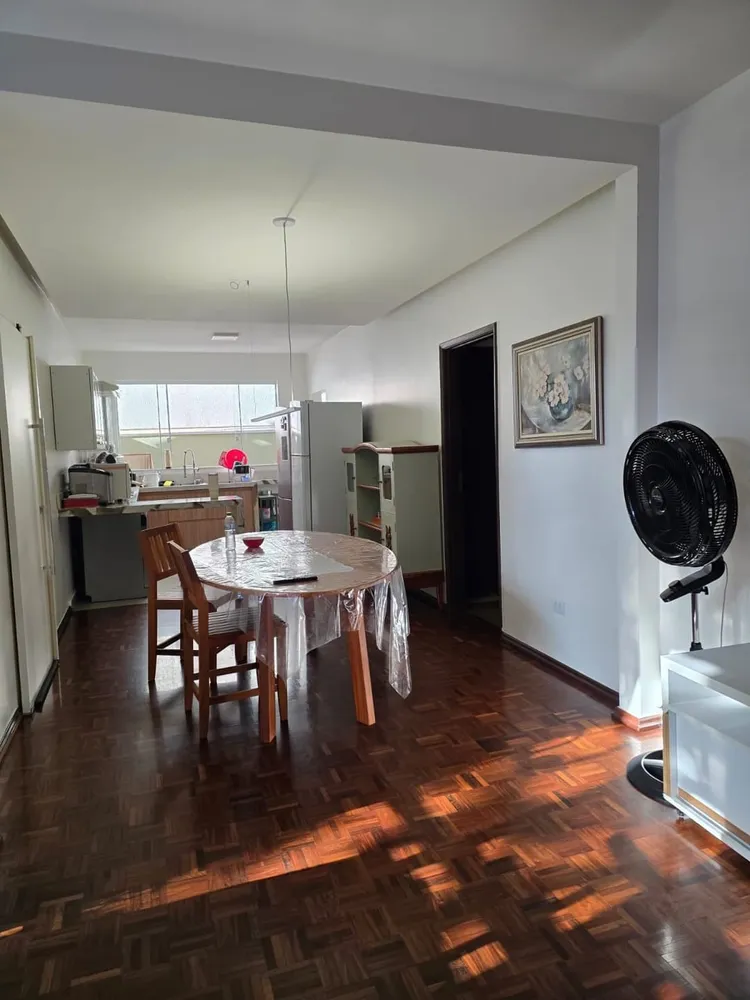 Casa, 3 quartos, 240 m² - Foto 3