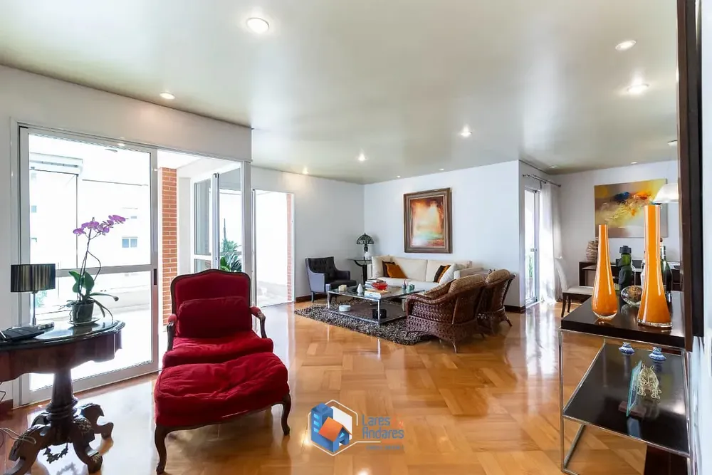 Apartamento, 3 quartos, 195 m² - Foto 1