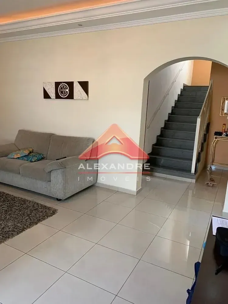 Casa, 3 quartos, 187 m² - Foto 8