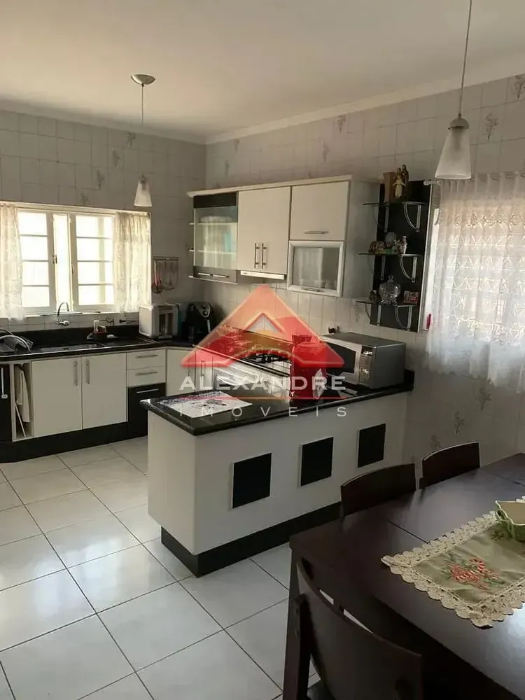Casa, 3 quartos, 187 m² - Foto 6