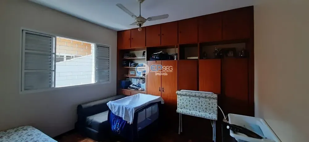Casa, 3 quartos, 245 m² - Foto 1