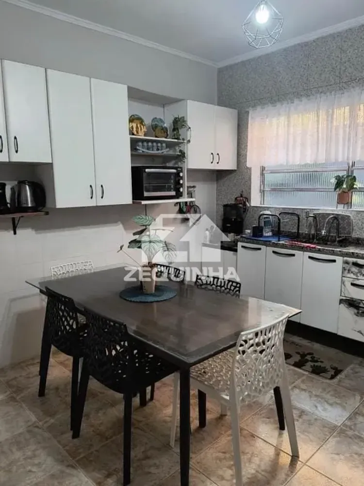 Casa, 4 quartos, 160 m² - Foto 2
