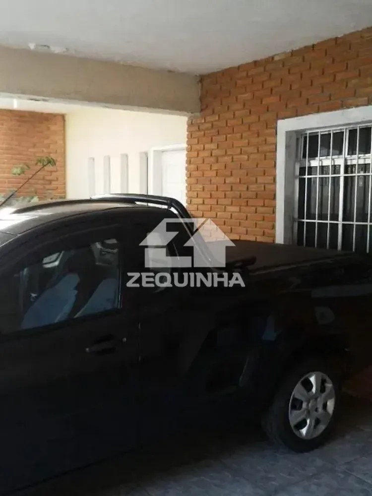 Casa, 3 quartos, 200 m² - Foto 1