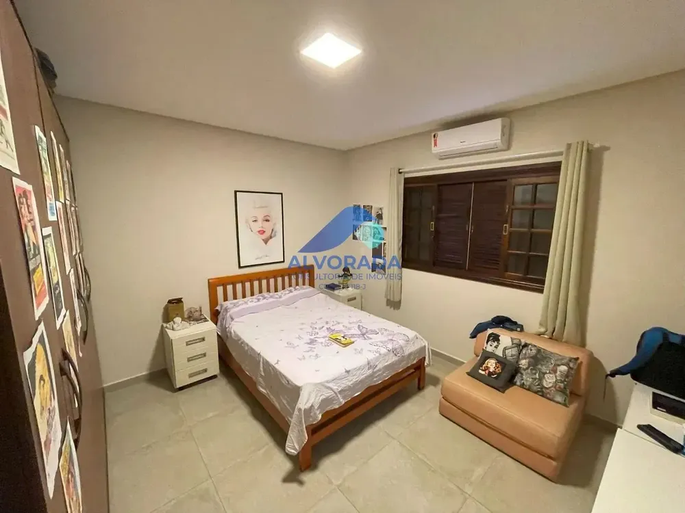 Sobrado, 4 quartos, 236 m² - Foto 5